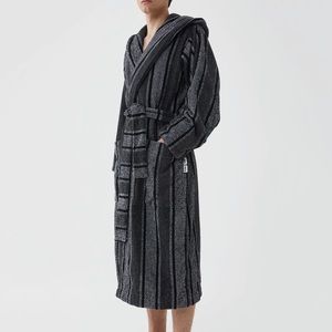 STUSSY- TEKLA HOODED BATHROBE
